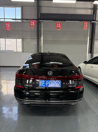 Volkswagen 2024 Passat 2.0 TSI 380 TSI Starlight Elite - 9
