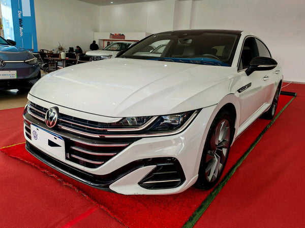 Volkswagen 2023 CC 2.0 TSI 380 TSI Striking Edition