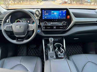 Toyota 2022 Highlander Hybrid 2.5 CVT 2WD Prestige 7-seater - 2