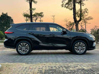 Toyota 2022 Highlander Hybrid 2.5 CVT 2WD Prestige 7-seater - 7