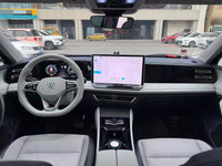 Volkswagen 2024 Tiguan L PRO 2.0 TSI 330 TSI Front-Wheel-Drive IQ Drive Version - 7