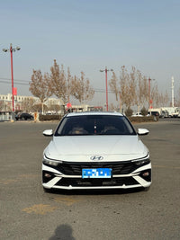 Hyundai 2023 Elantra Sedan 1.5 CVT GLS Advanced Version - 2