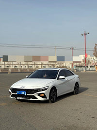 Hyundai 2023 Elantra Sedan 1.5 CVT GLS Advanced Version - 1