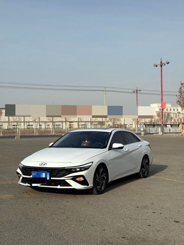 Hyundai 2023 Elantra Sedan 1.5 CVT GLS Advanced Version
