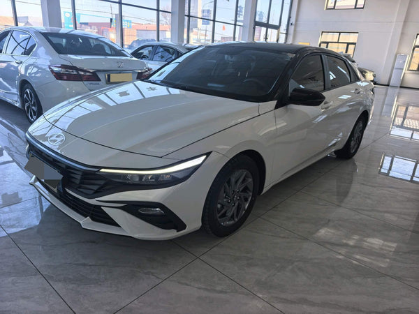 Hyundai 2023 Elantra Sedan 1.5 CVT GLS Advanced Version