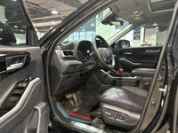 Toyota 2024 Highlander Hybrid 2.5 CVT Intelligent Electric Hybrid 4WD Luxury 7-Seater - 4