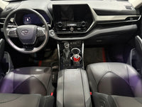 Toyota 2024 Highlander Hybrid 2.5 CVT Intelligent Electric Hybrid 4WD Luxury 7-Seater - 5