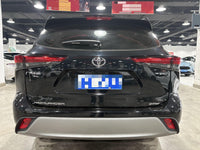 Toyota 2024 Highlander Hybrid 2.5 CVT Intelligent Electric Hybrid 4WD Luxury 7-Seater - 8