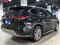 Toyota 2024 Highlander Hybrid 2.5 CVT Intelligent Electric Hybrid 4WD Luxury 7-Seater - 9