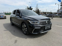 Volkswagen 2024 Tiguan L R-Line 2.0 TSI 330 TSI Front-Wheel-Drive R-Line Beyond Enjoy Edition - 3