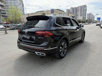 Volkswagen 2024 Tiguan L R-Line 2.0 TSI 330 TSI Front-Wheel-Drive R-Line Beyond Enjoy Edition - 7