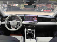 Volkswagen 2024 Tiguan L PRO 2.0 TSI 330 TSI Front-Wheel-Drive IQ Drive Version - 6