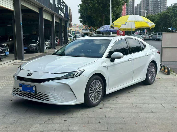 Toyota 2024 Camry Dual Engine 2.0HE CVT Elite Edition