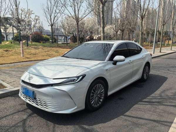 Toyota 2024 Camry Dual Engine 2.0HE CVT Elite Edition