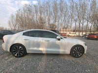 Volvo 2023 S60 48V 2.0T B4 Smart Pro Luxury - 5