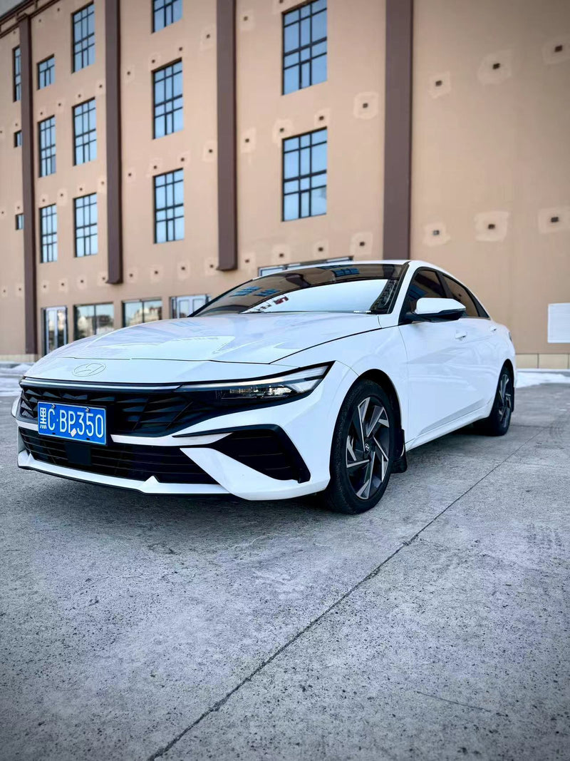 Hyundai 2023 Elantra Sedan 1.5 CVT LUX Prestige Version