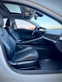 Hyundai 2023 Elantra Sedan 1.5 CVT LUX Prestige Version - 11