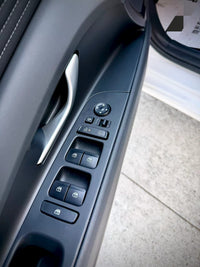 Hyundai 2023 Elantra Sedan 1.5 CVT LUX Prestige Version - 16