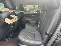 Toyota 2024 Highlander Hybrid 2.5 CVT Intelligent Electric Hybrid 2WD Elite 7-Seater - 3