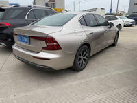 Volvo 2023 S60 48V 2.0T B4 Intelligent Escape Luxury Edition - 3
