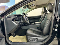 Toyota 2024 Camry Dual Engine 2.0HG CVT Prestige Edition - 2