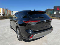 Toyota 2024 Highlander Hybrid 2.5 CVT Intelligent Electric Hybrid 4WD Prestige 7-Seater - 3