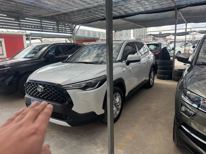 Toyota 2024 Corolla Cross Dual Engine 2.0 CVT Smart Electric Hybrid Elite