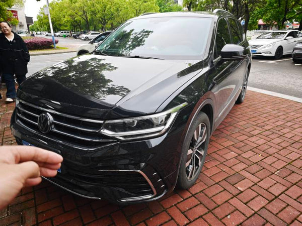 Volkswagen 2024 Tiguan L R-Line 2.0 TSI 330 TSI Front-Wheel-Drive R-Line Dragon Brilliance Edition
