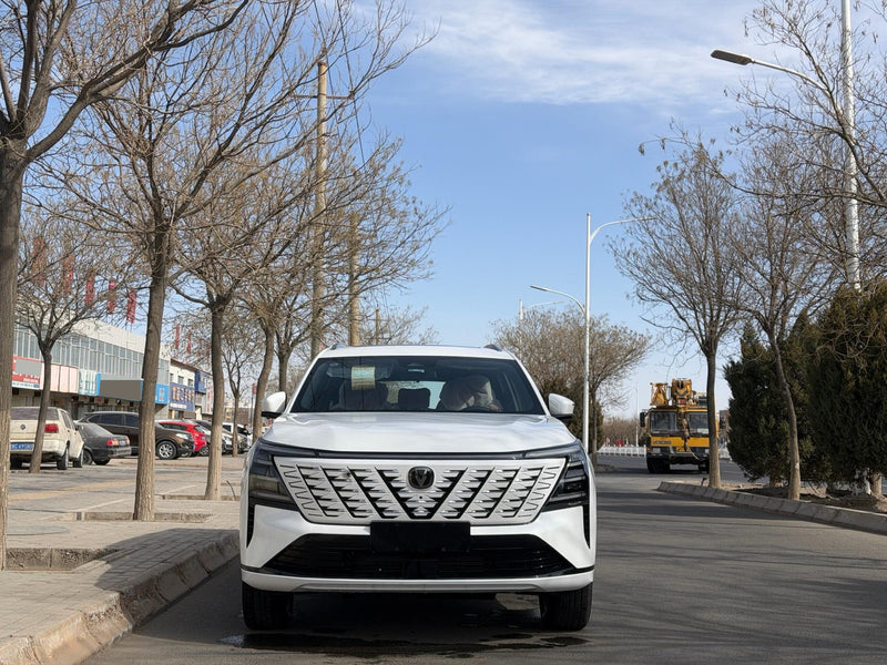 Changan 2025 CS75 PLUS 1.5T New Blue Whale Smart Excellence Model