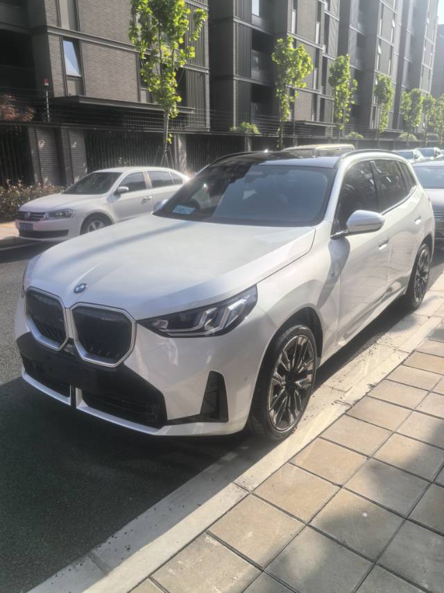 BMW 2025 X3 xDrive30L 2.0T Premium Model M Sport Night Sky Package