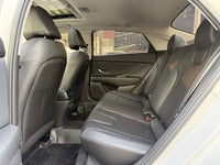 Hyundai 2023 Elantra Sedan 1.5 CVT GLS Advanced Version - 10