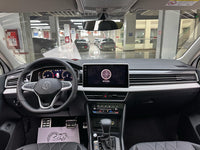 Volkswagen 2024 Tiguan L R-Line 2.0 TSI 380 TSI All-Wheel-Drive R-Line Beyond Enjoy Edition 7-seater - 4