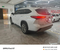 Toyota 2022 Highlander Hybrid 2.5 CVT 2WD Prestige 7-seater - 4
