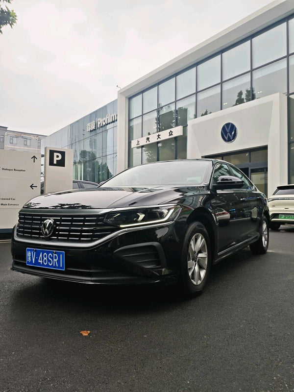 Volkswagen 2025 Passat 1.4 TSI 280 TSI Outstanding Edition Business Version