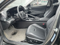 Hyundai 2023 Elantra Sedan 1.5 CVT TOP Flagship Version - 2