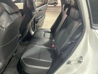 Toyota Corolla Cross 2024 Frontlander Dual Engine 2.0 CVT Smart Electric Hybrid Luxury Edition - 8