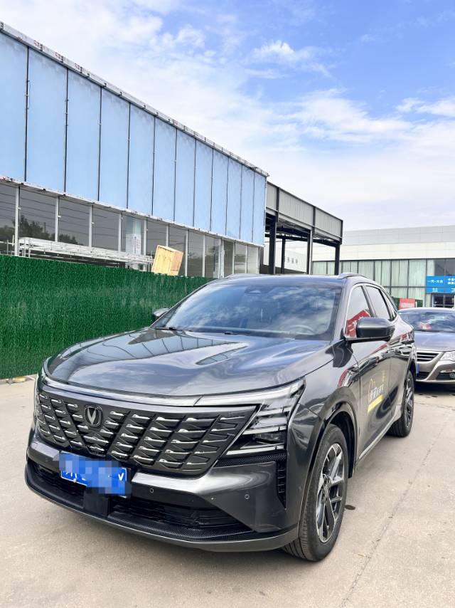 Changan 2025 CS75 PLUS 1.5T New Blue Whale Flagship Model