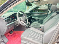 Volkswagen 2025 Passat 2.0 TSI 380 TSI Outstanding Model Starry Sky Dragon Soaring Edition - 4