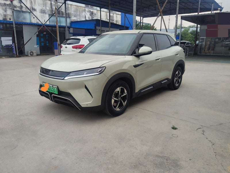BYD 2024 Yuan UP 401km Leading Version