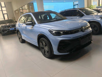 Volkswagen 2024 Tiguan L PRO 2.0 TSI 380 TSI 4WD R-Line Prestige - 8