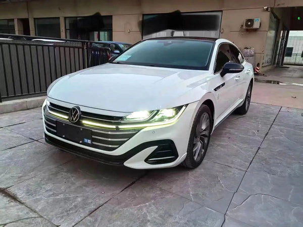 Volkswagen 2023 CC 2.0 TSI 380 TSI Striking Edition
