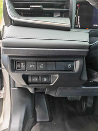 Toyota 2024 Camry 2.0GVP CVT Luxury Edition - 9