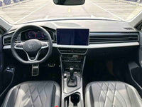 Volkswagen 2024 Tiguan L R-Line 2.0 TSI 330 TSI Front-Wheel-Drive R-Line Dragon Brilliance Edition - 5