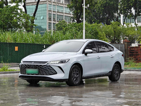 BYD 2025 Qin PLUS DM-i 1.5 CVT Intelligent Driving Version 55 km Leading Model