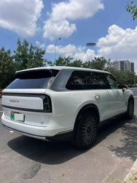 ZEEKR 2025 Zeekr 9X 2.0T Ultra Edition 70 kWh - 9