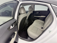 Kia 2023 K3 1.5 CVT Luxury Edition - 6