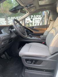 Trumpchi 2023 M8 2.0T 390T Master Series Luxury Edition - 3