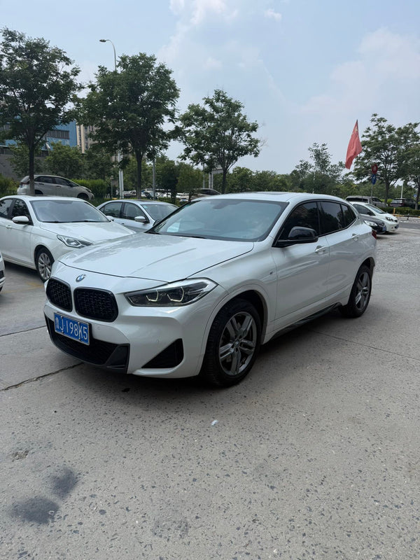 BMW 2023 X2 sDrive25i 2.0T M Sport Night Edition