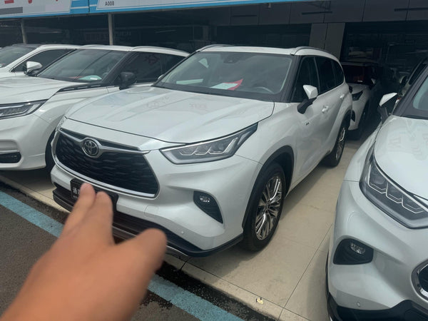 Toyota 2024 Highlander Hybrid 2.5 CVT Intelligent Electric Hybrid 4WD Flagship 7-Seater