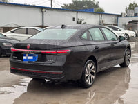 Volkswagen 2025 Passat Pro 2.0 TSI 380 TSI Starry Sky Dragon Brilliance Edition - 4